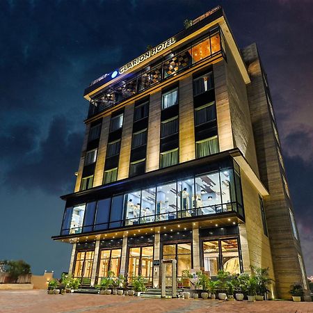 Clarion Hotel דהראדון מראה חיצוני תמונה