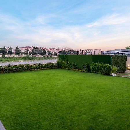 Clarion Hotel דהראדון מראה חיצוני תמונה