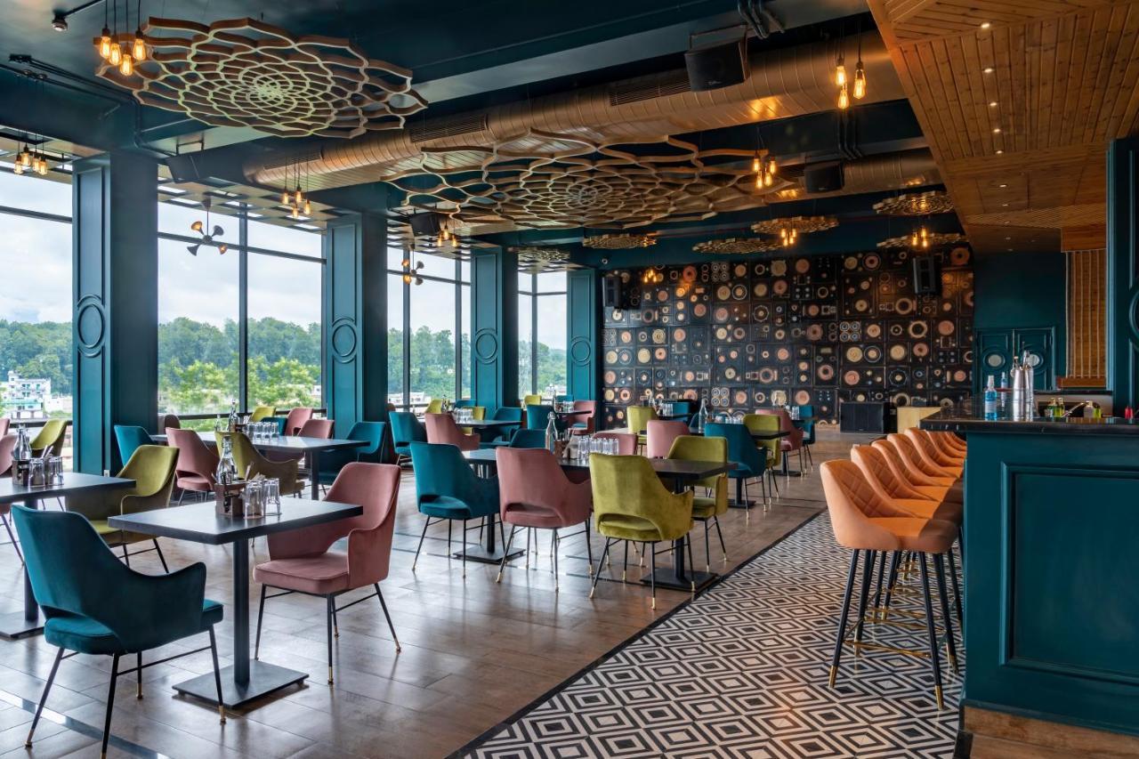 Clarion Hotel דהראדון מראה חיצוני תמונה